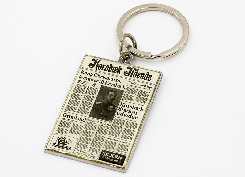 Printing process keychain like newspaper